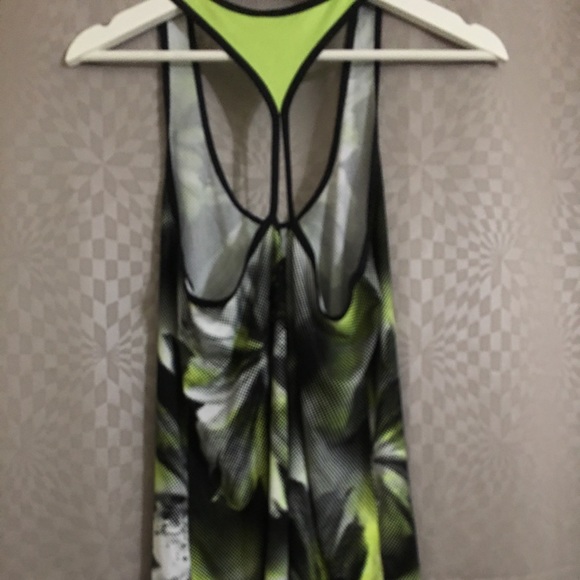 Top - Picture 2 of 3